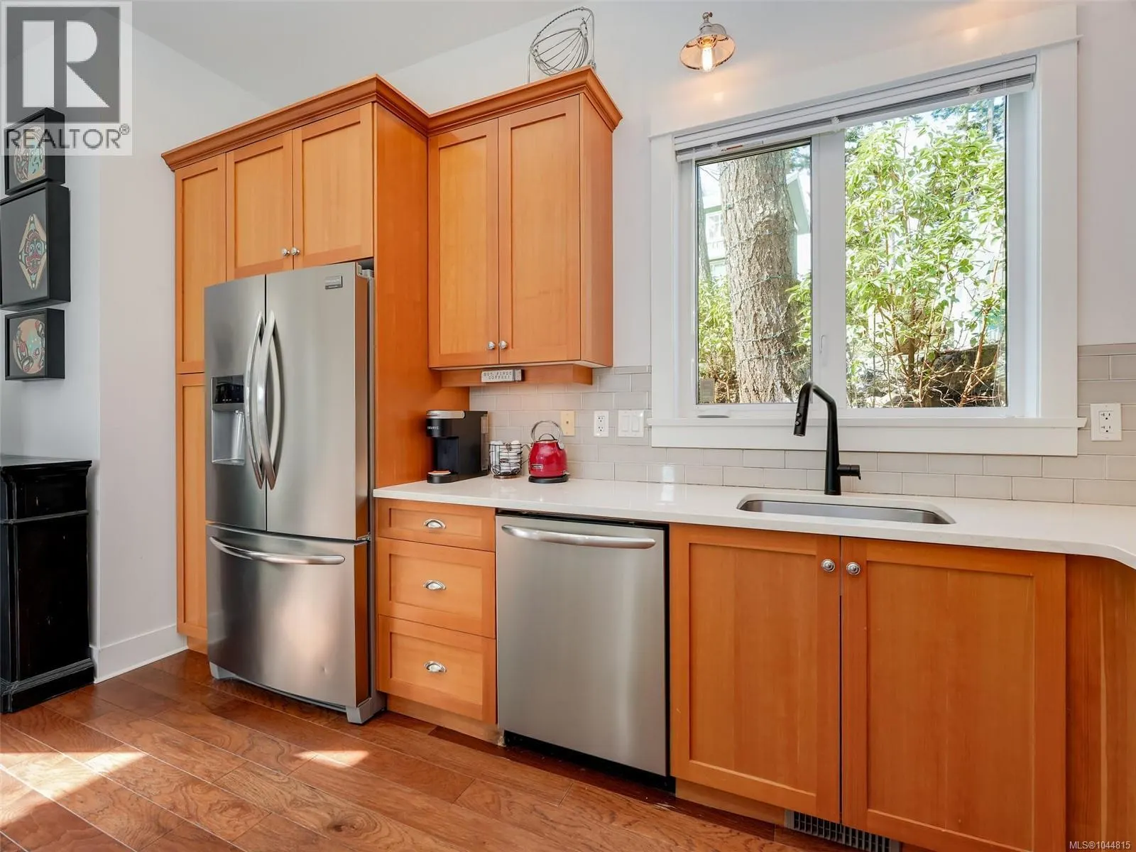 125 Hilltop Cres