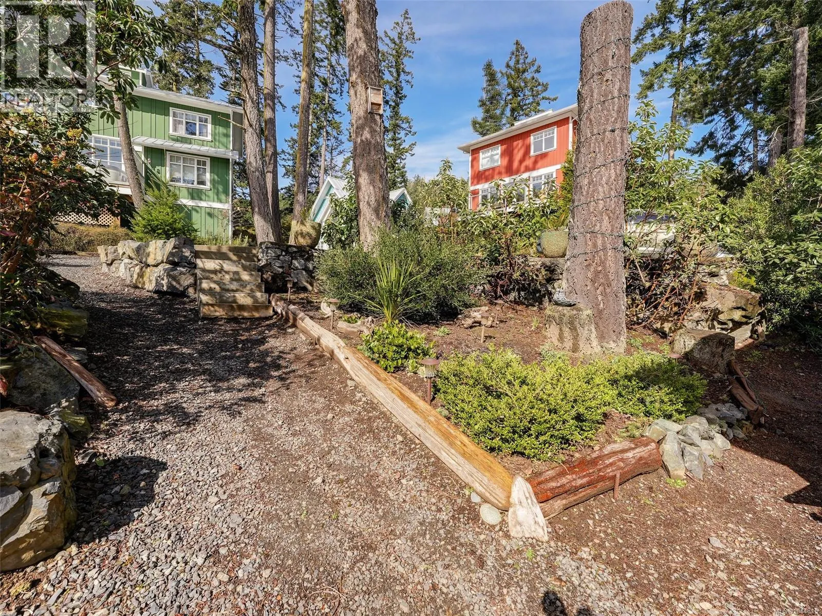 125 Hilltop Cres