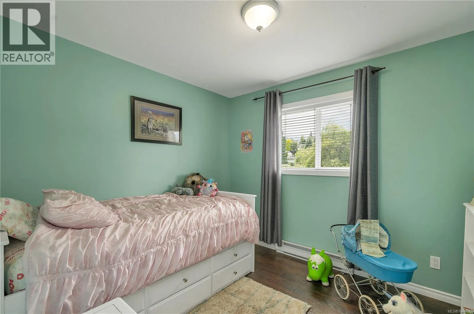 860 NICHOLLS Rd