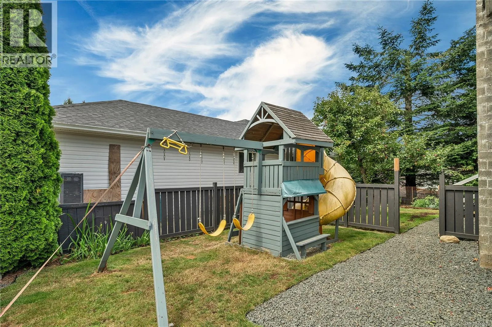 860 NICHOLLS Rd