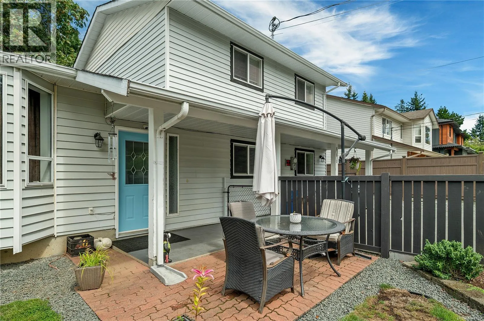860 NICHOLLS Rd