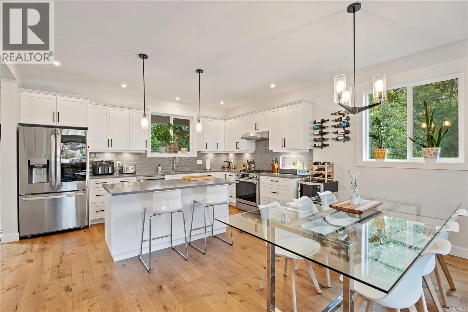 2052 Ernest Lane