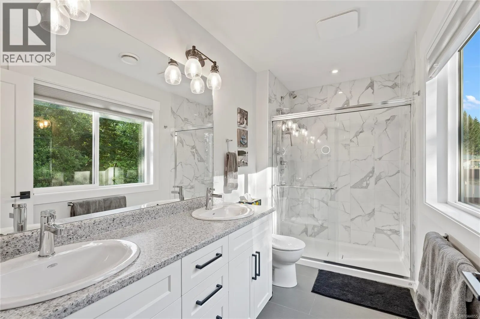 2052 Ernest Lane