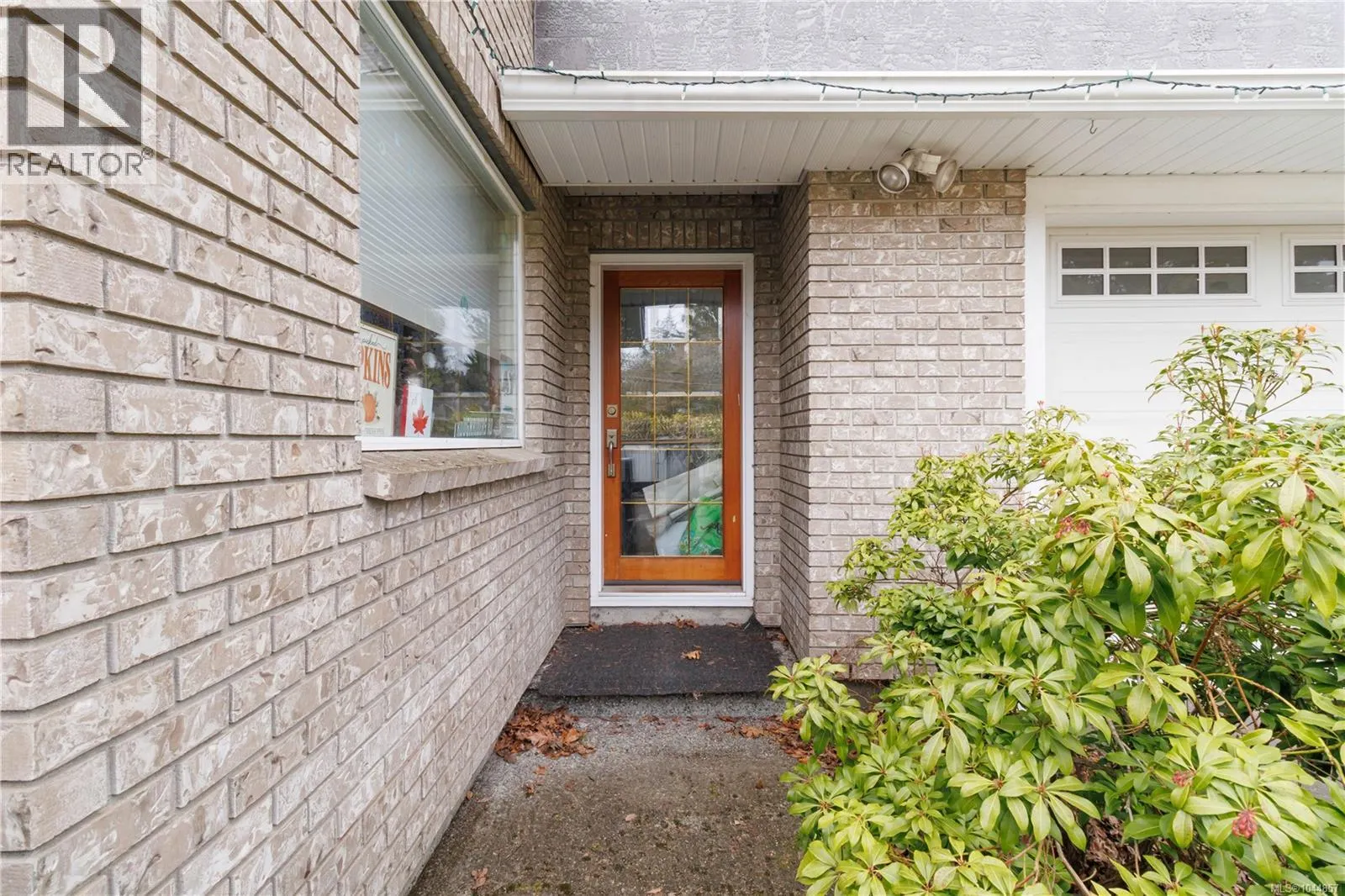 863 Parklands Dr