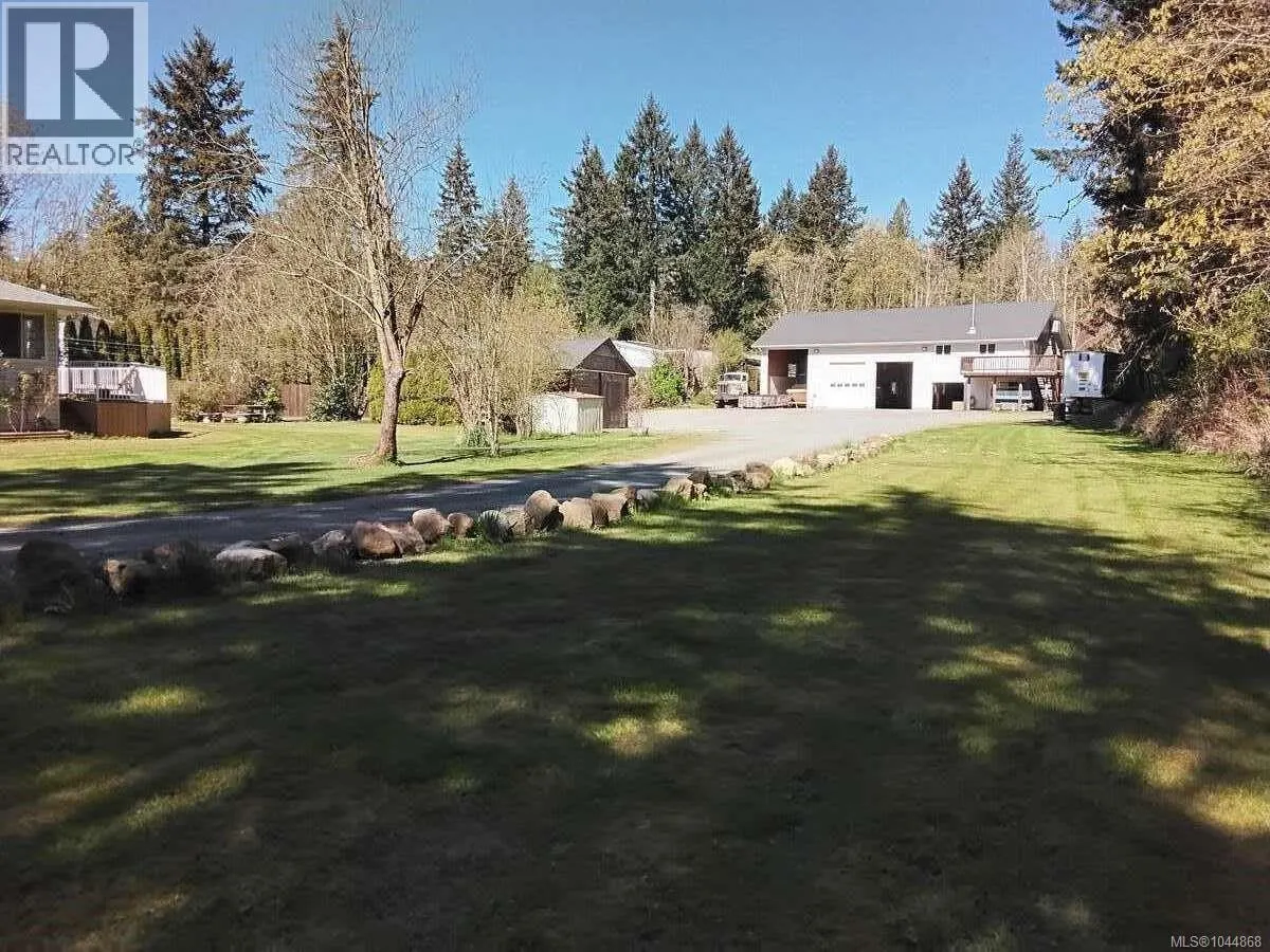 4759 Yellow Point Rd