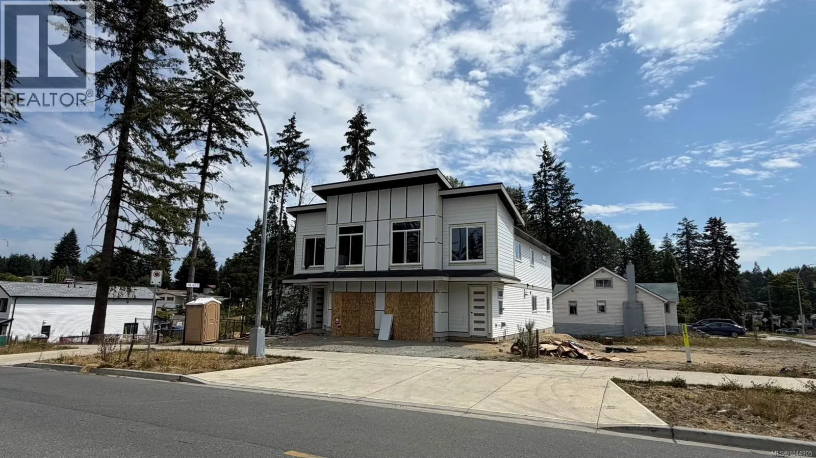2304 Sparrow Lane