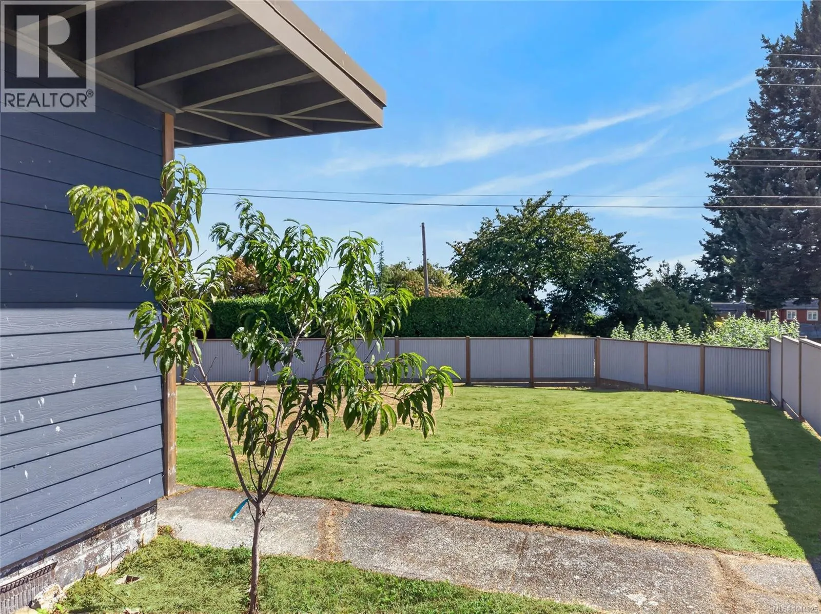 3584 Island Hwy