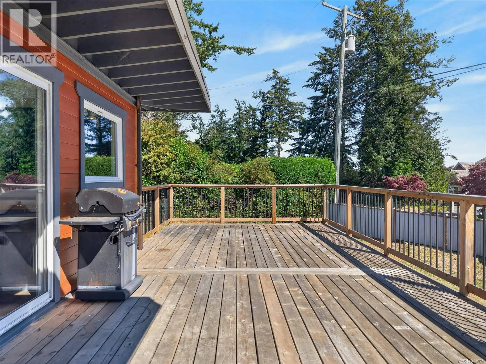 3584 Island Hwy