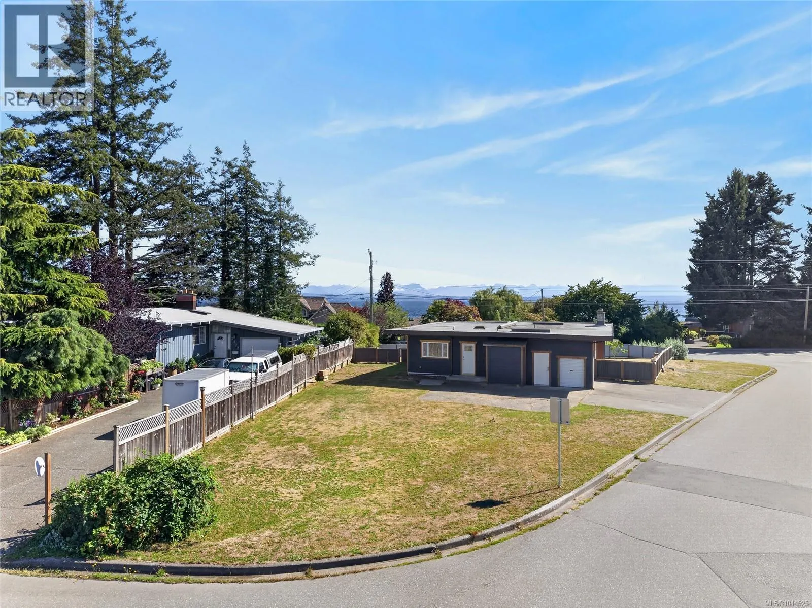 3584 Island Hwy