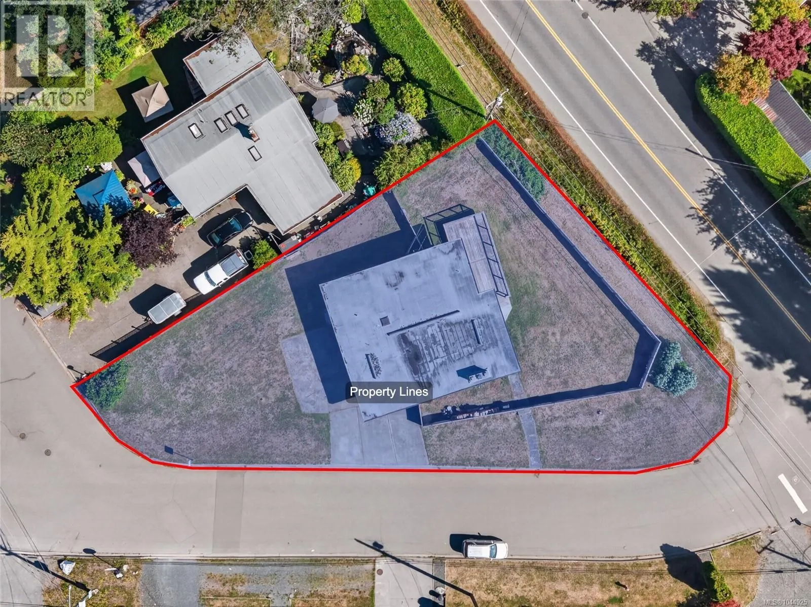3584 Island Hwy