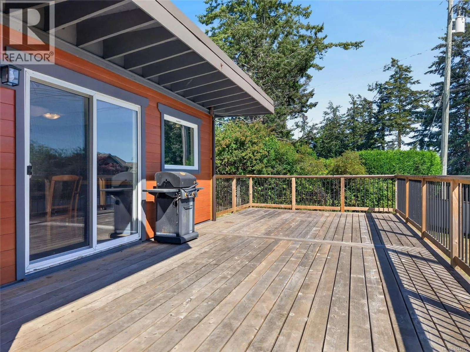 3584 Island Hwy