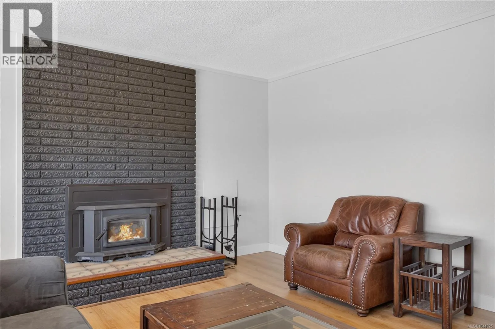 3584 Island Hwy