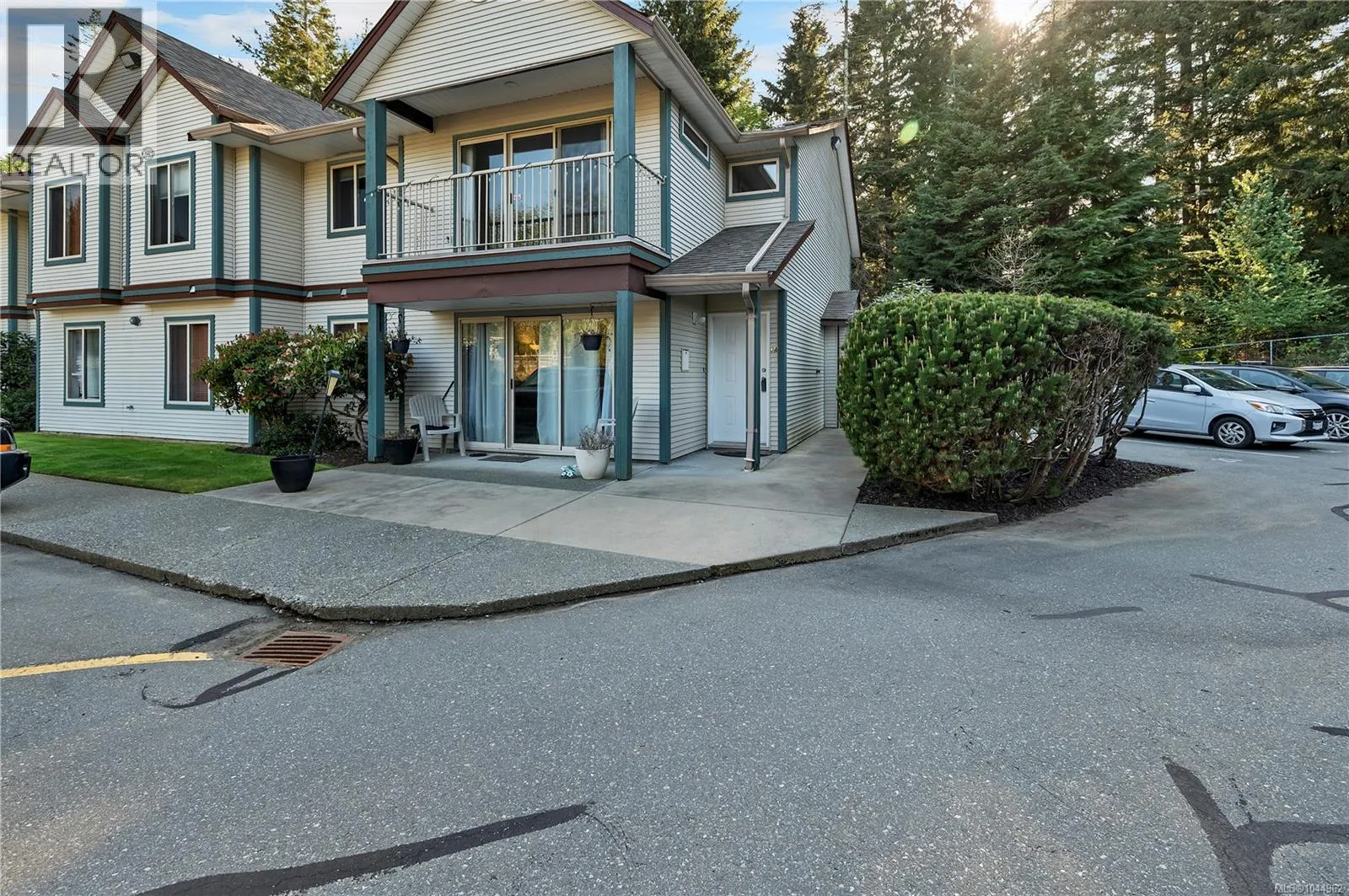 3A 1350 Creekside Way