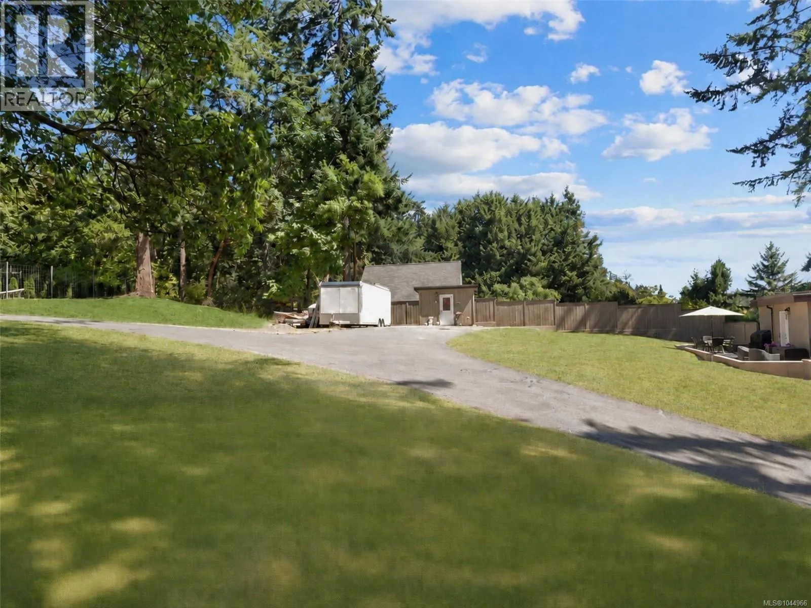 1084 Tatlow Rd
