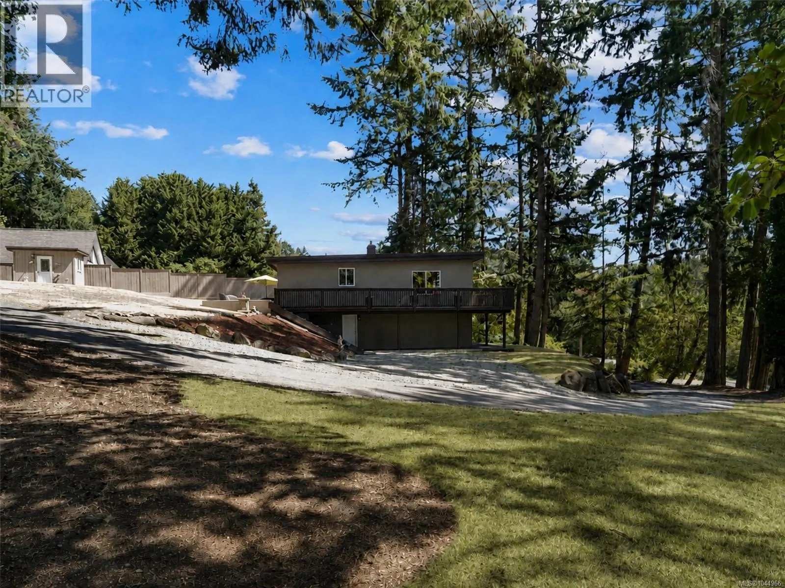 1084 Tatlow Rd