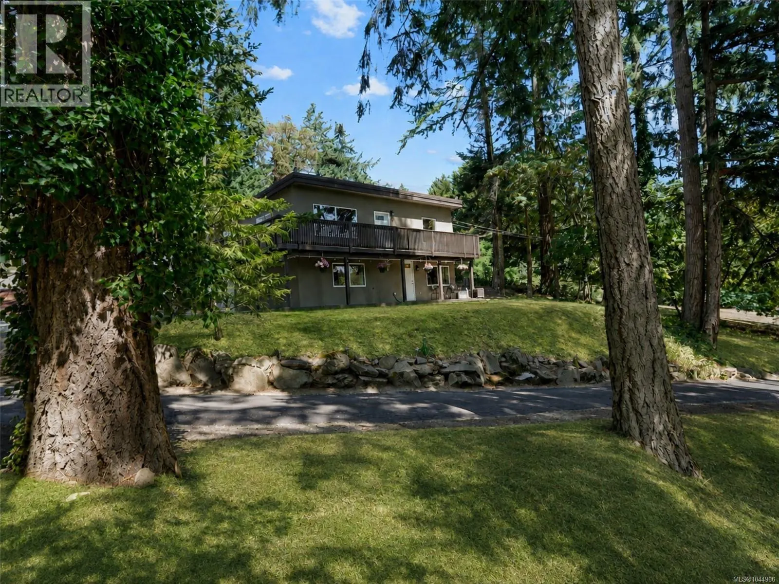 1084 Tatlow Rd