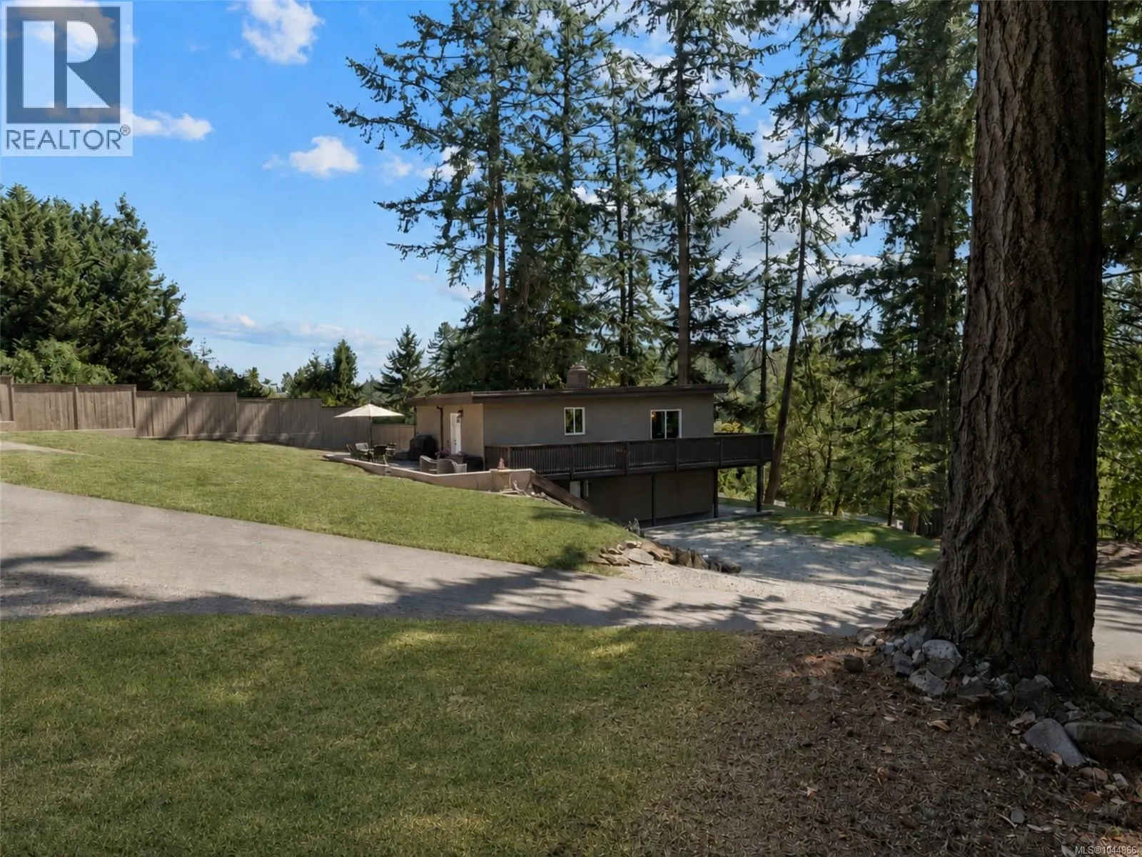 1084 Tatlow Rd