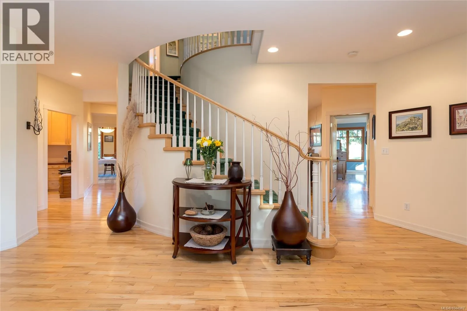240 Viaduct Ave W