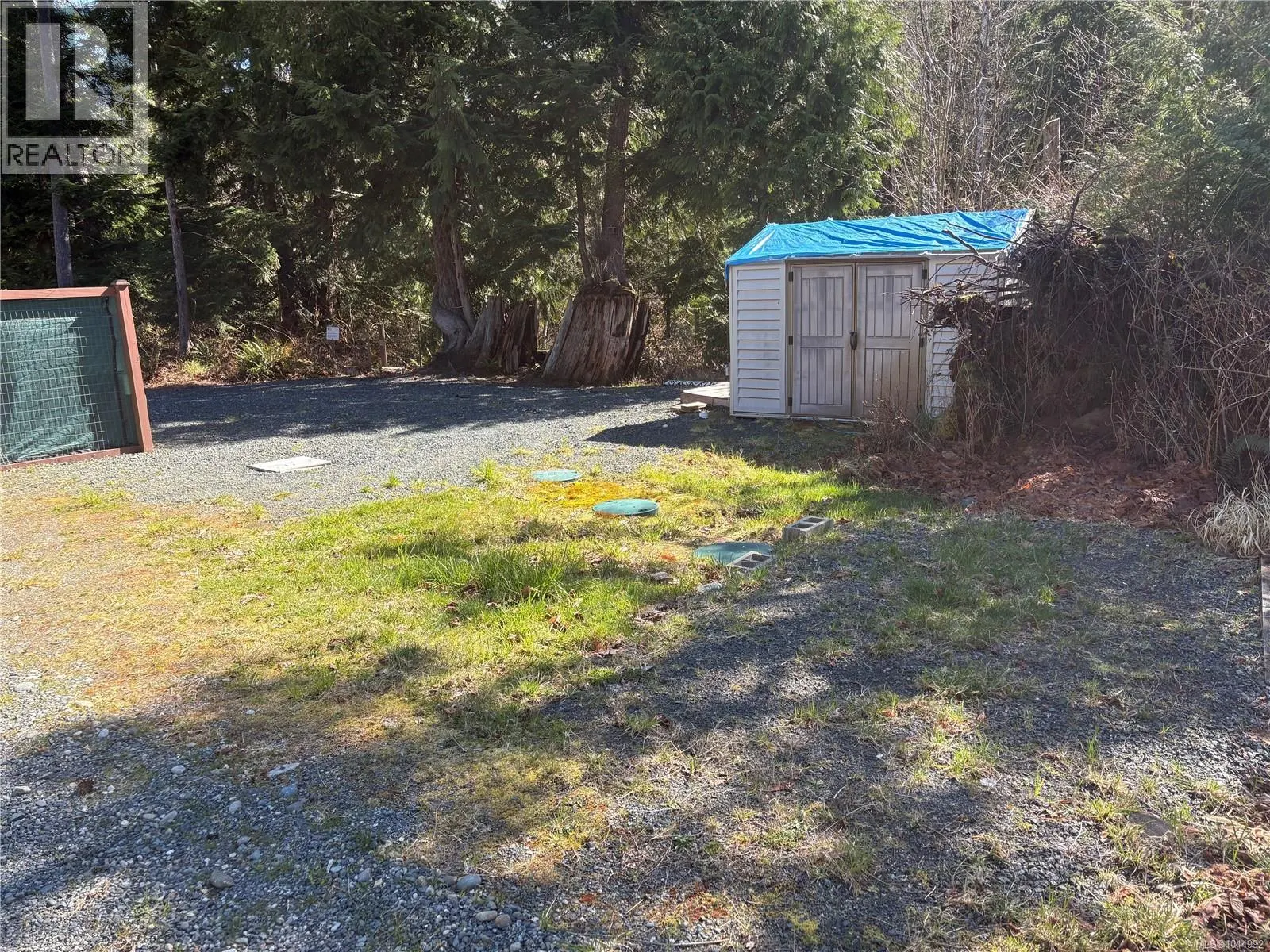 1762 Cameron Cres