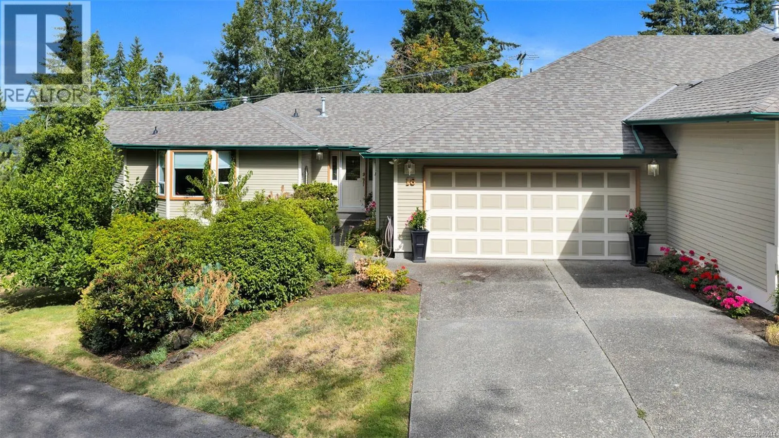 18 6000 St. Ann's Dr