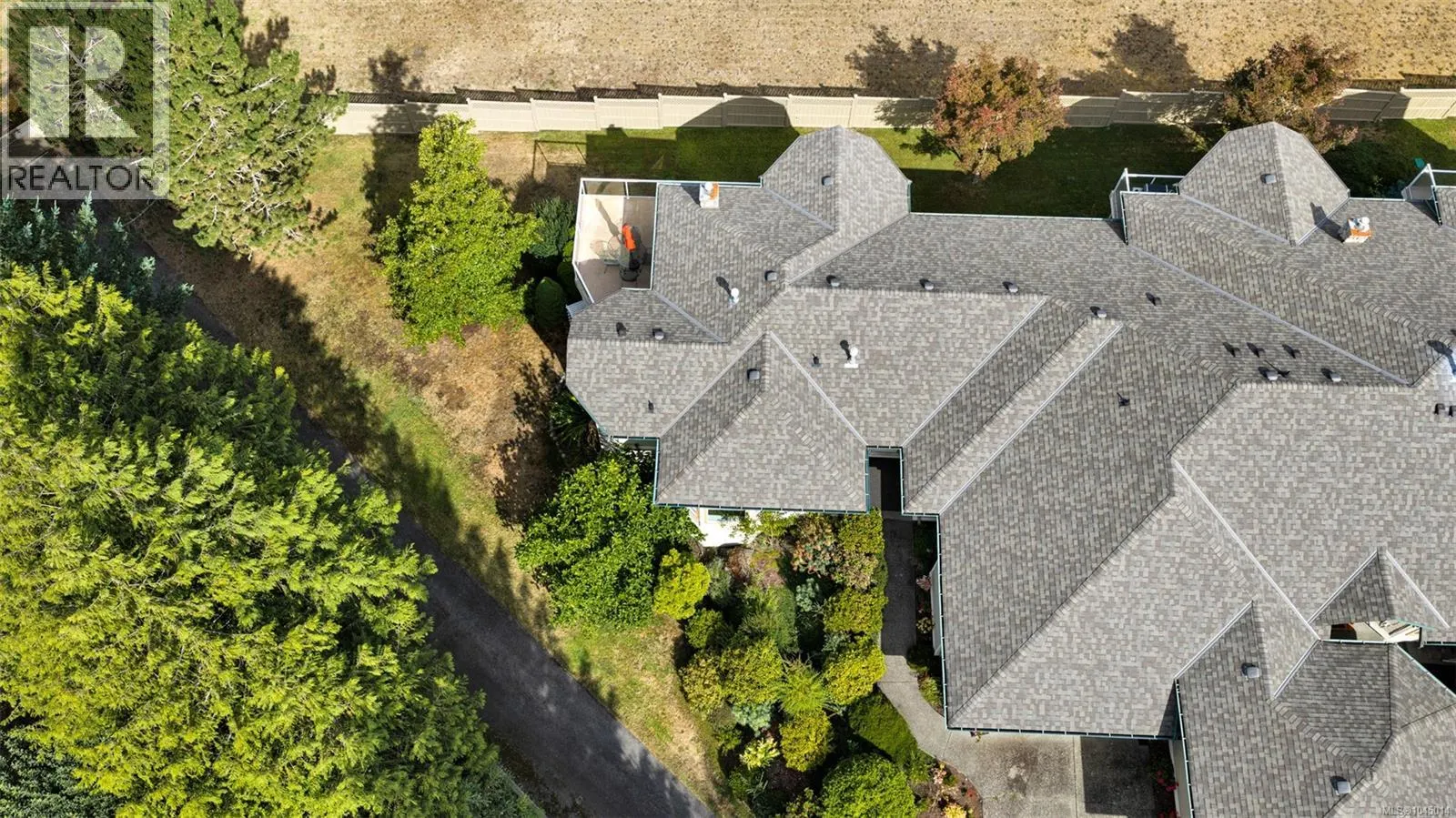 18 6000 St. Ann's Dr