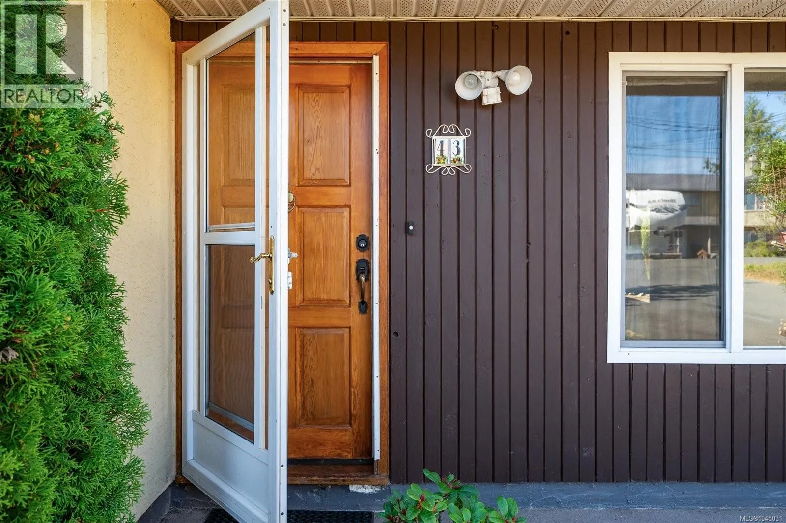 43 Gerald Pl