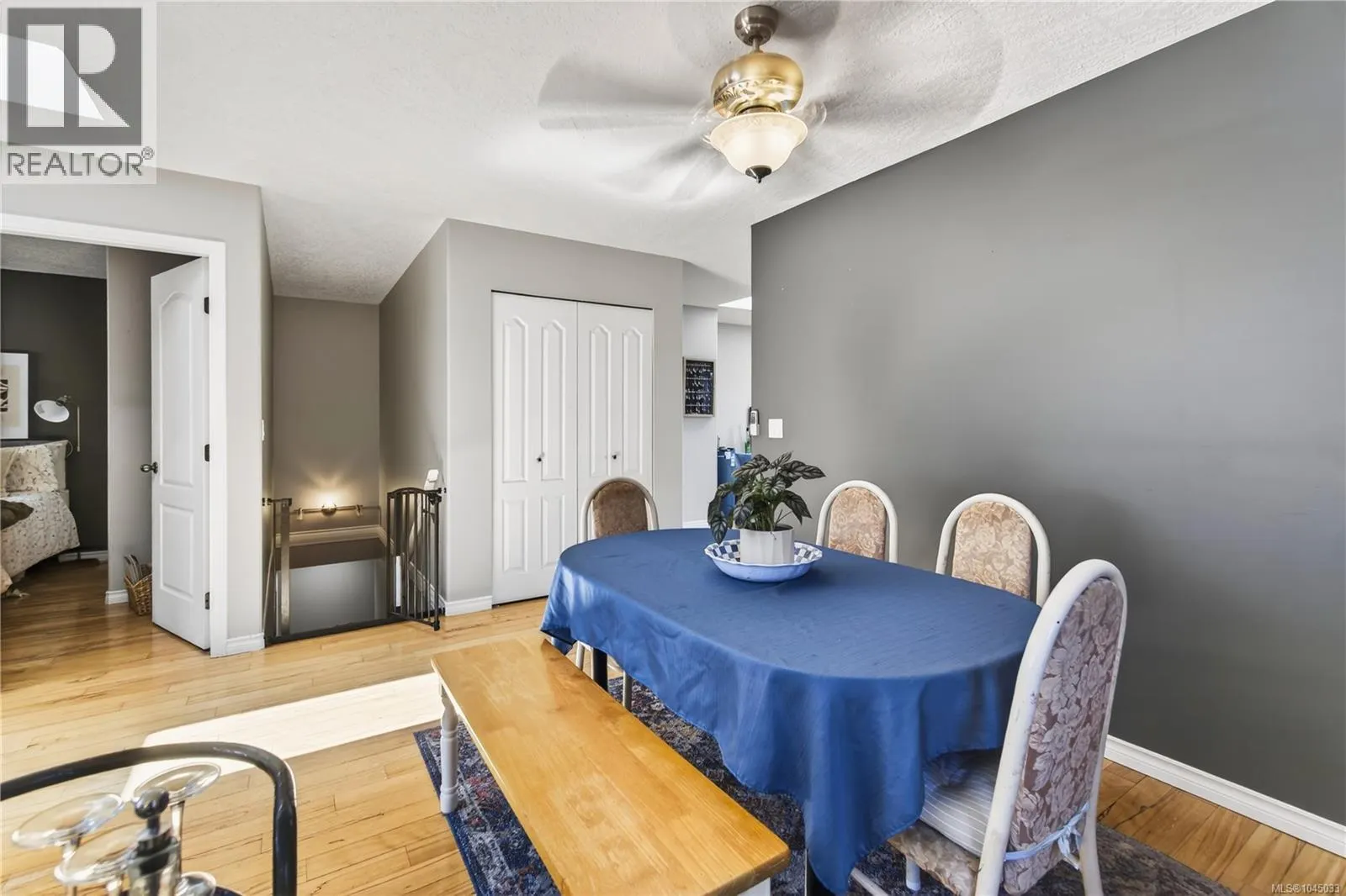 4346 Gulfview Dr