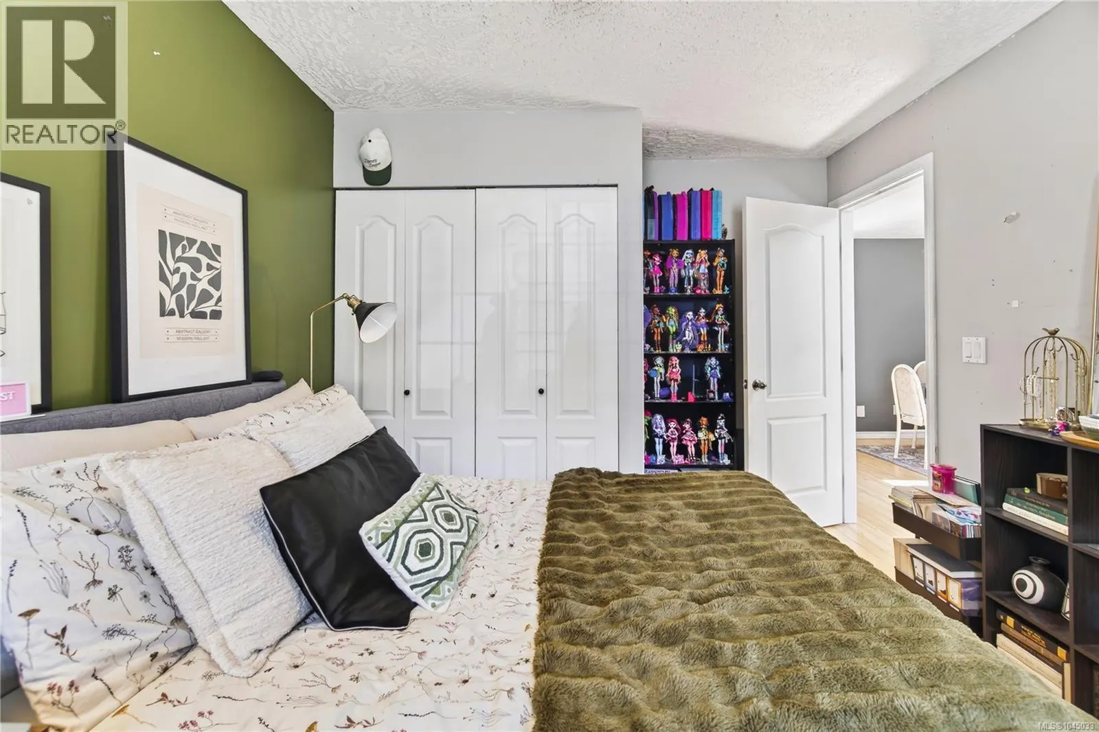 4346 Gulfview Dr