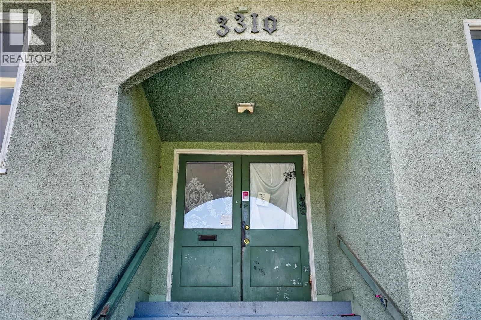 3304 3rd Ave