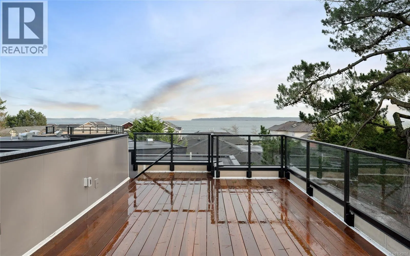 2293 Adela Pl