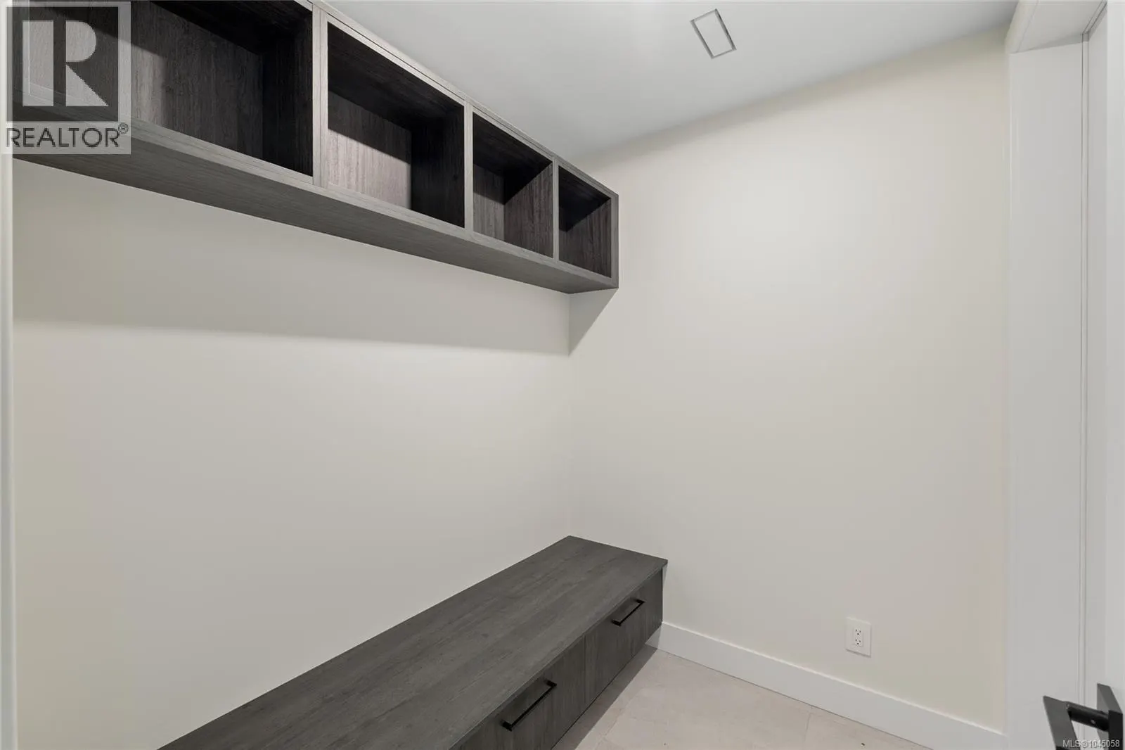 2293 Adela Pl