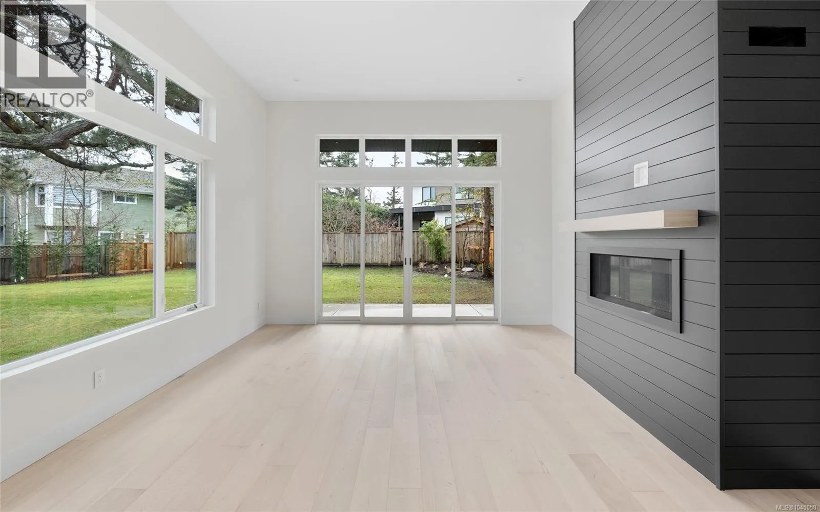 2293 Adela Pl