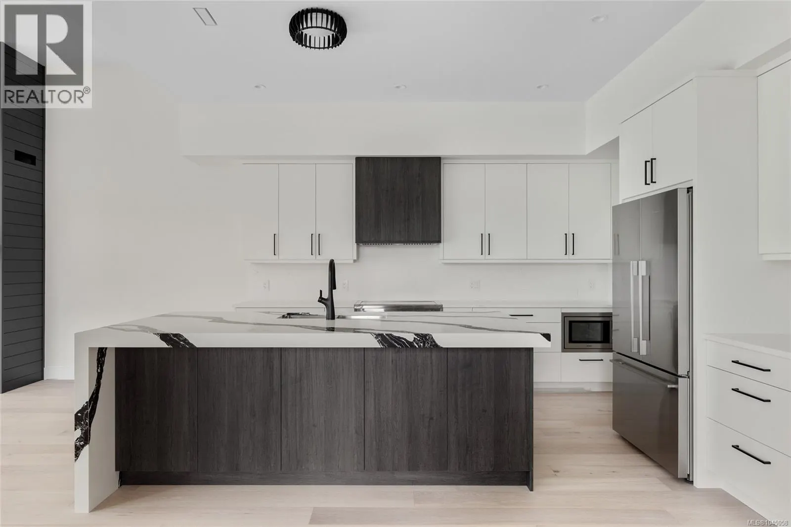 2293 Adela Pl