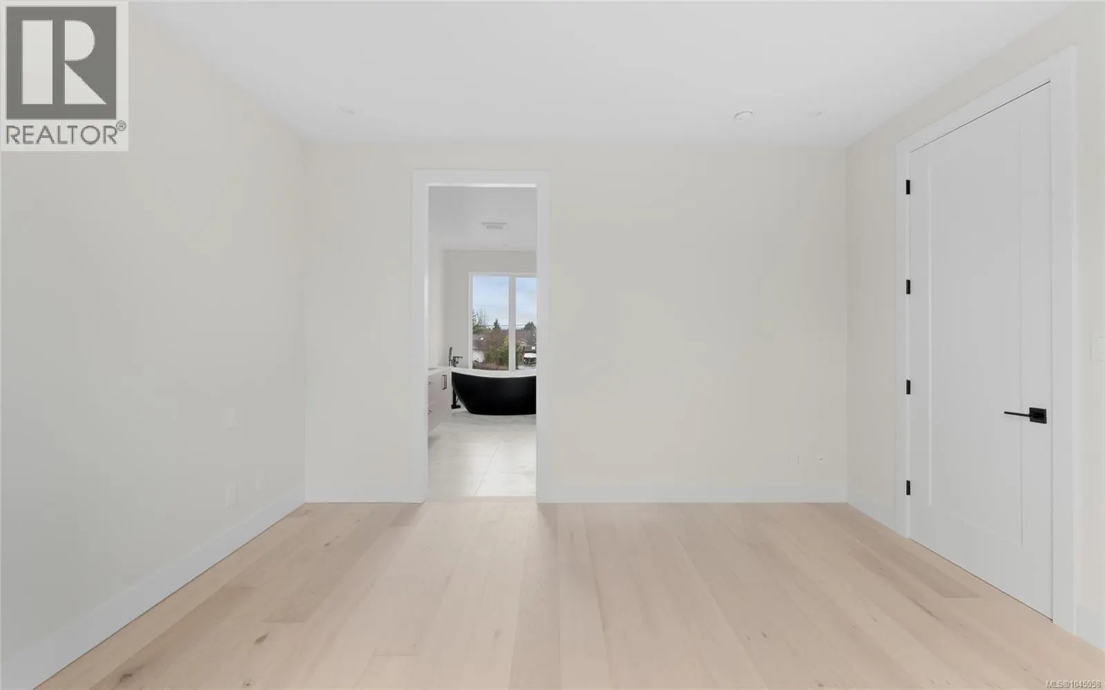 2293 Adela Pl