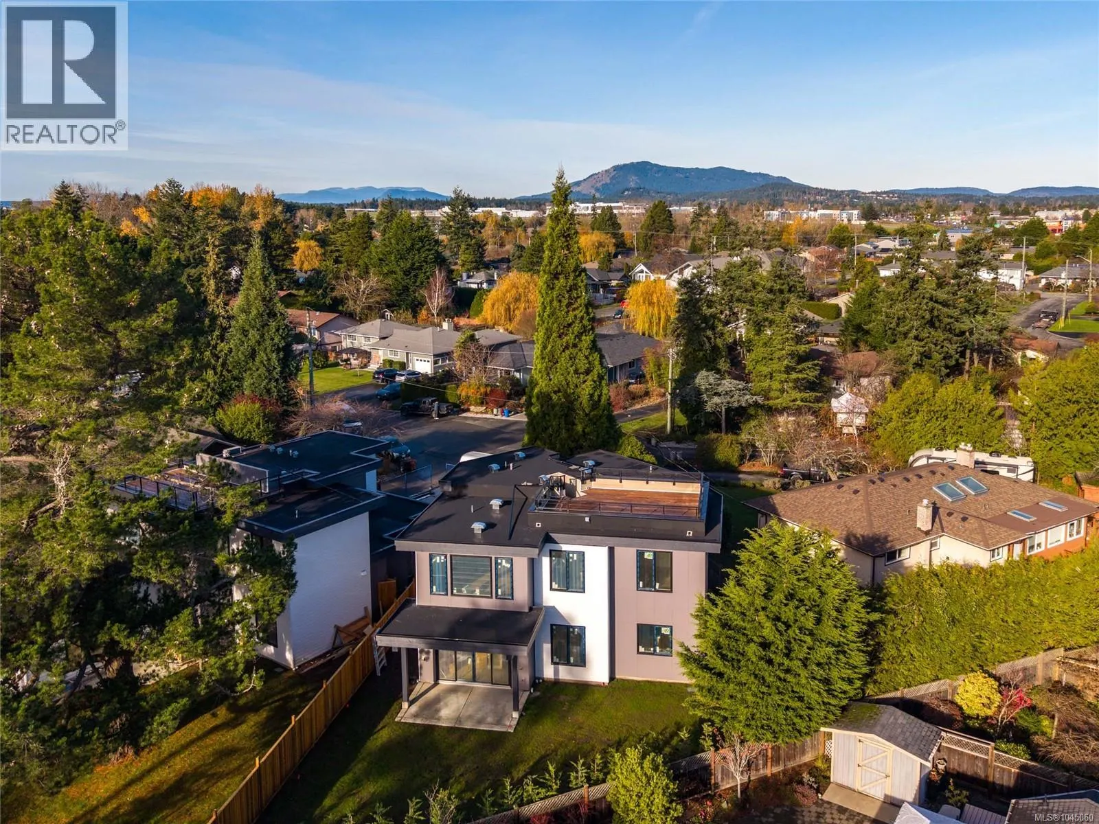 2295 Adela Pl