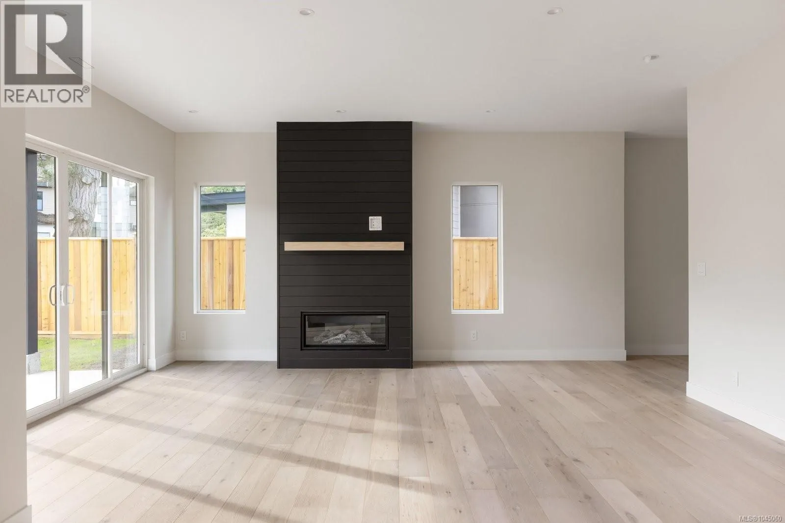2295 Adela Pl