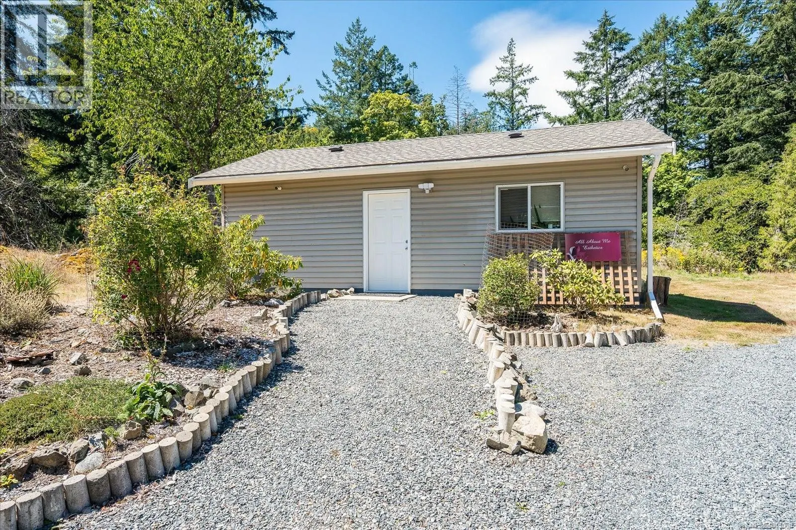 3315 Hammond Bay Rd