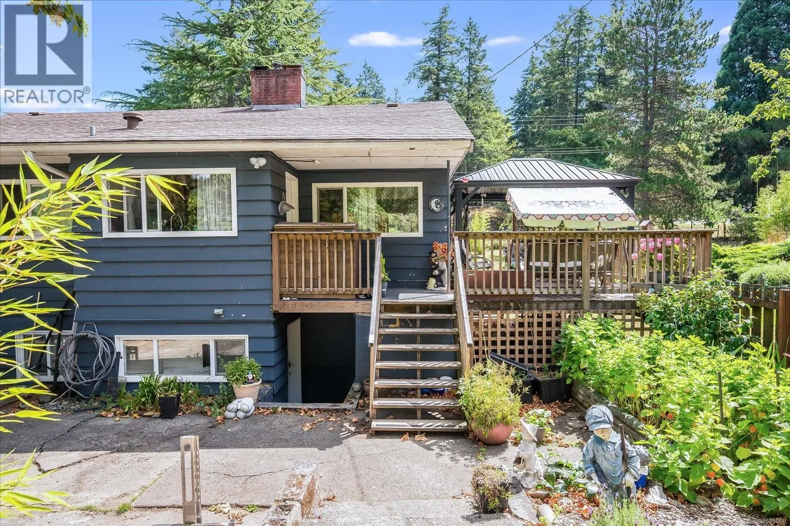 3315 Hammond Bay Rd