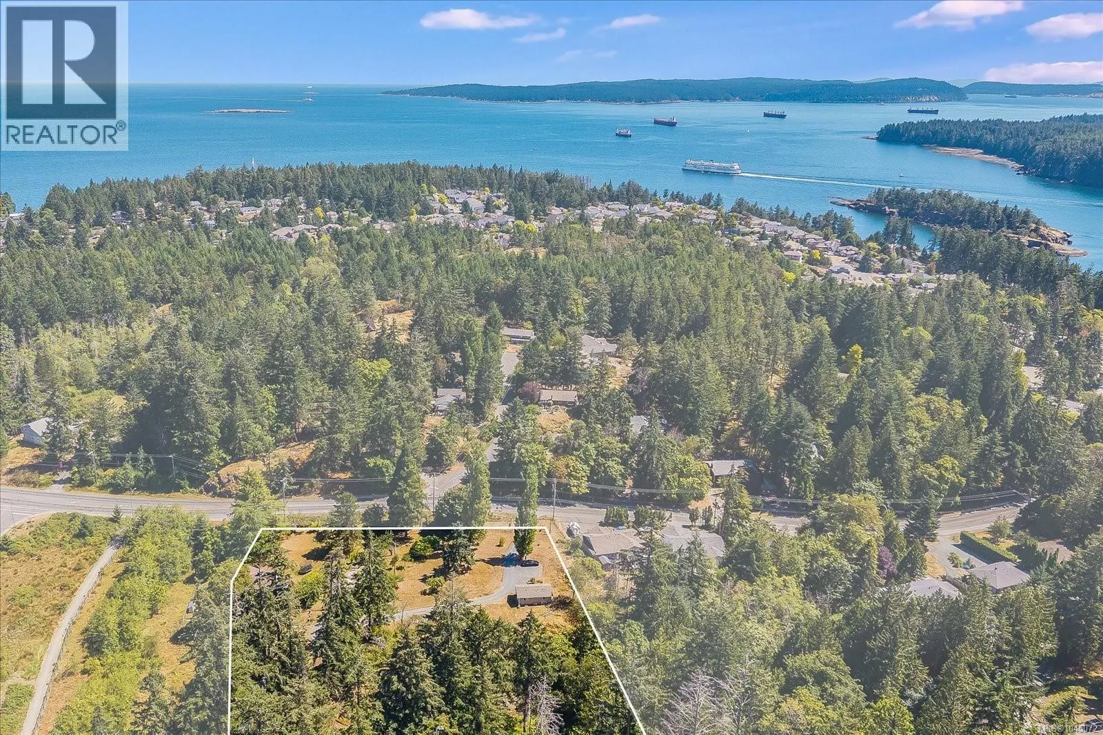 3315 Hammond Bay Rd