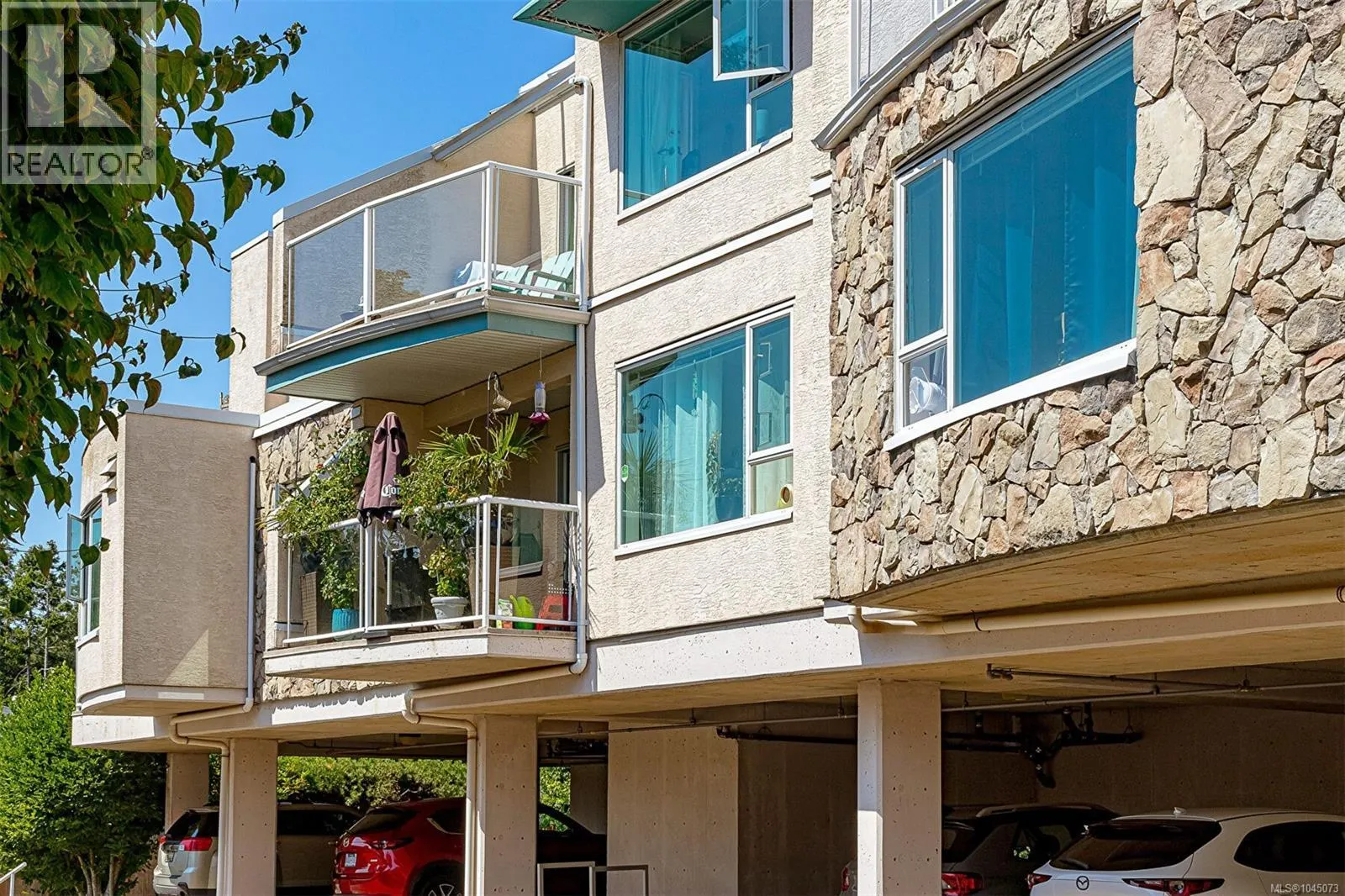 213 4965 Vista View Cres