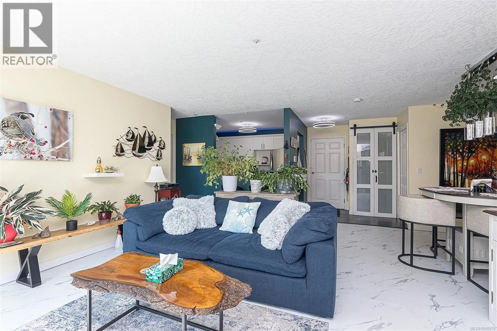 213 4965 Vista View Cres