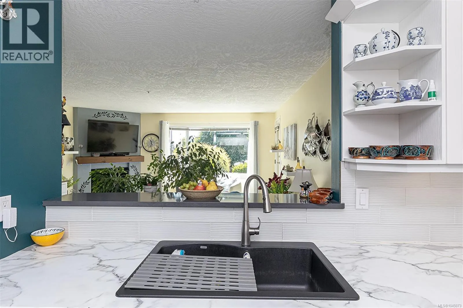 213 4965 Vista View Cres