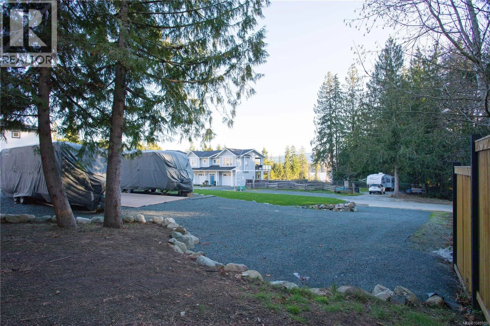10415 Marina Vista Dr