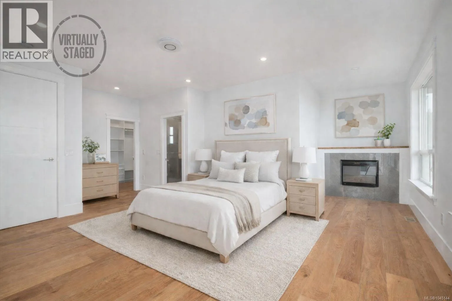 4684 Ambience Dr