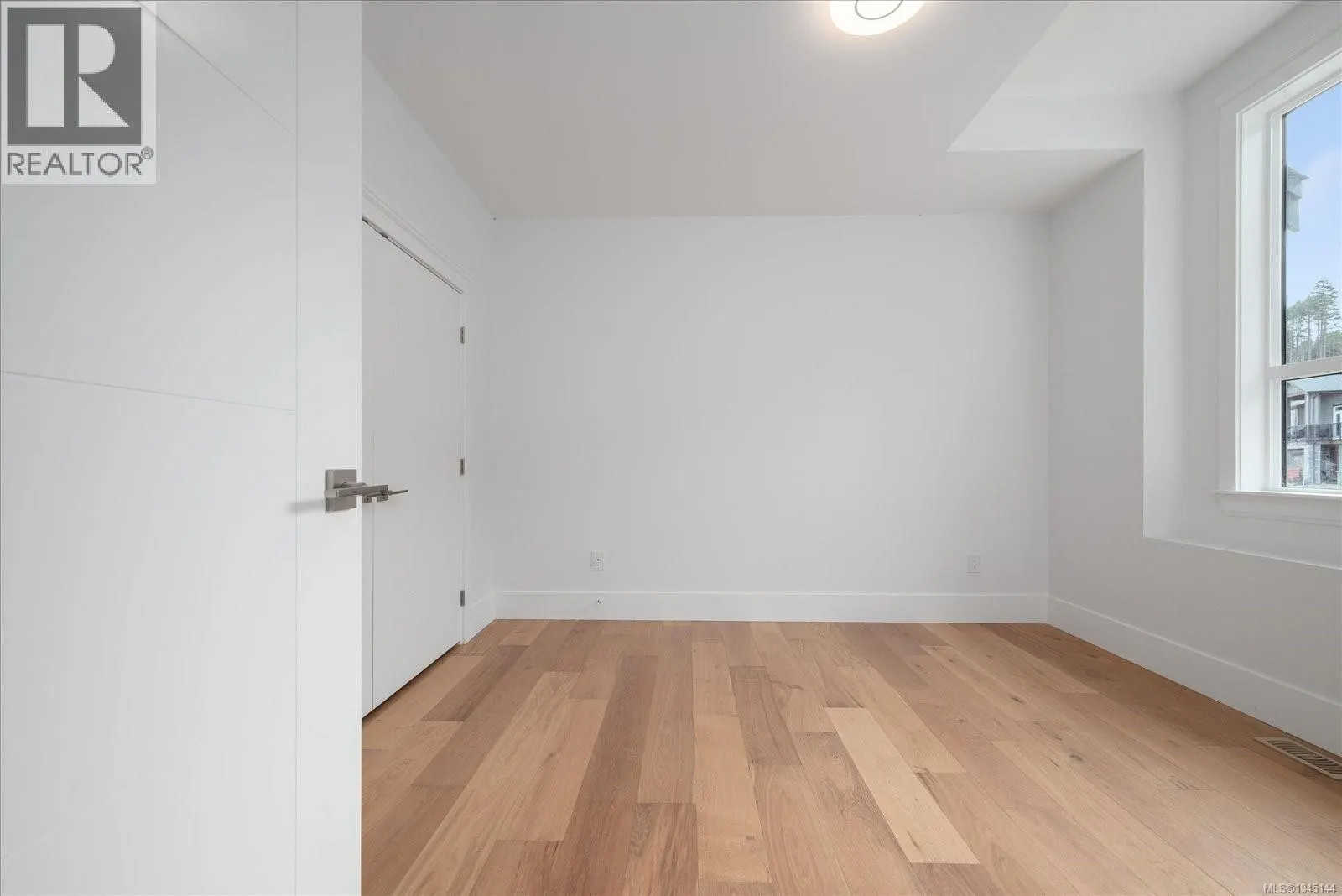 4684 Ambience Dr