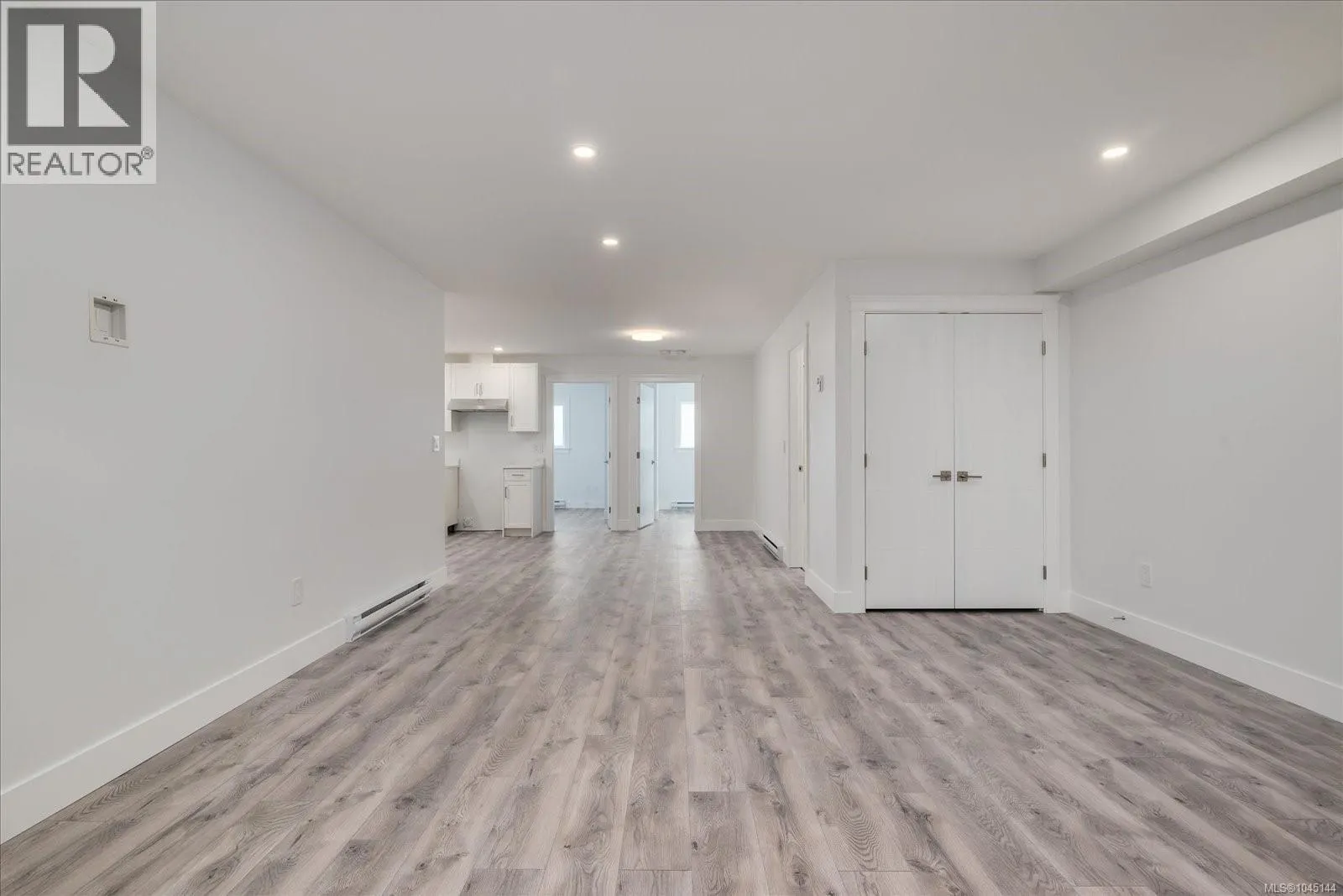 4684 Ambience Dr