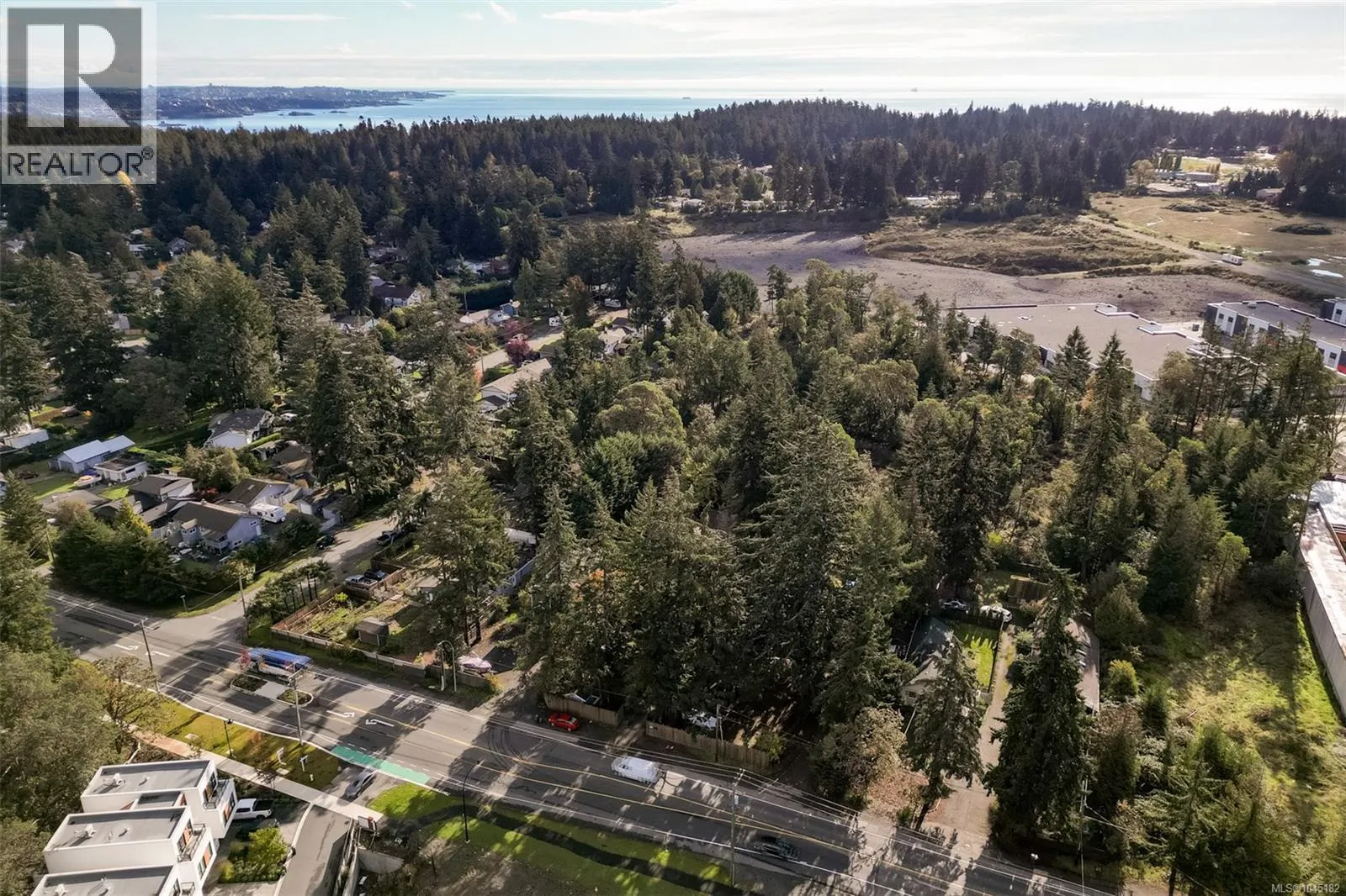 2329/2333 Sooke Rd