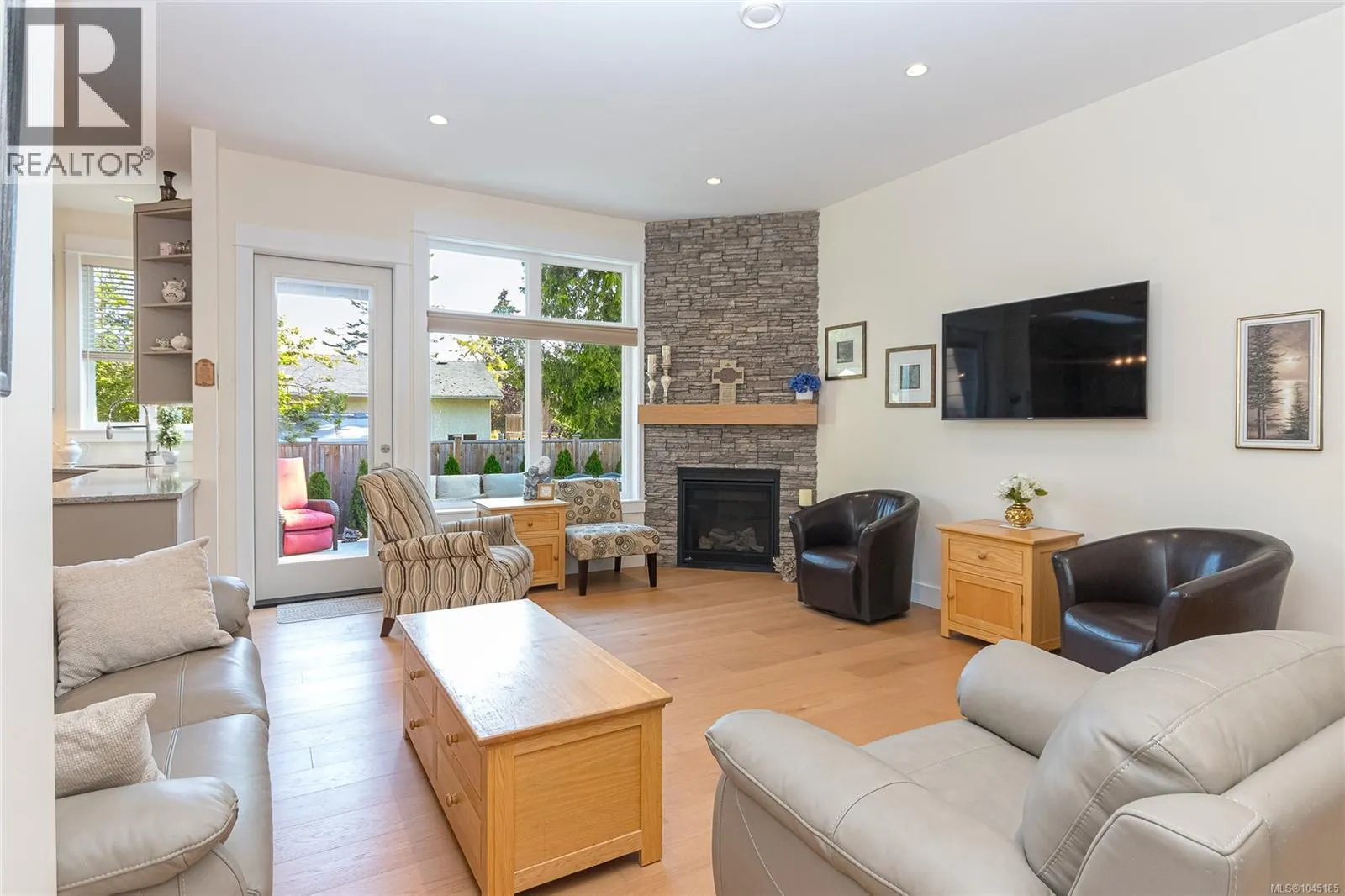 2104 Colinwood Rd