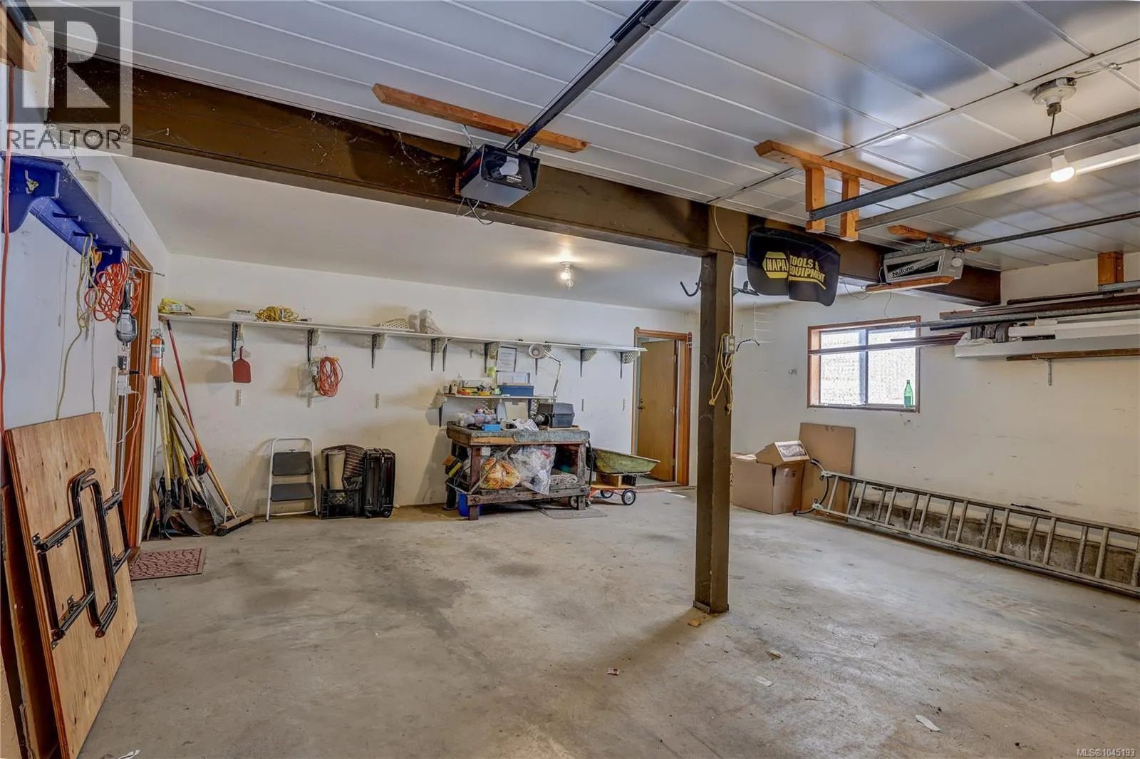 162 Sir Lancelot Pl