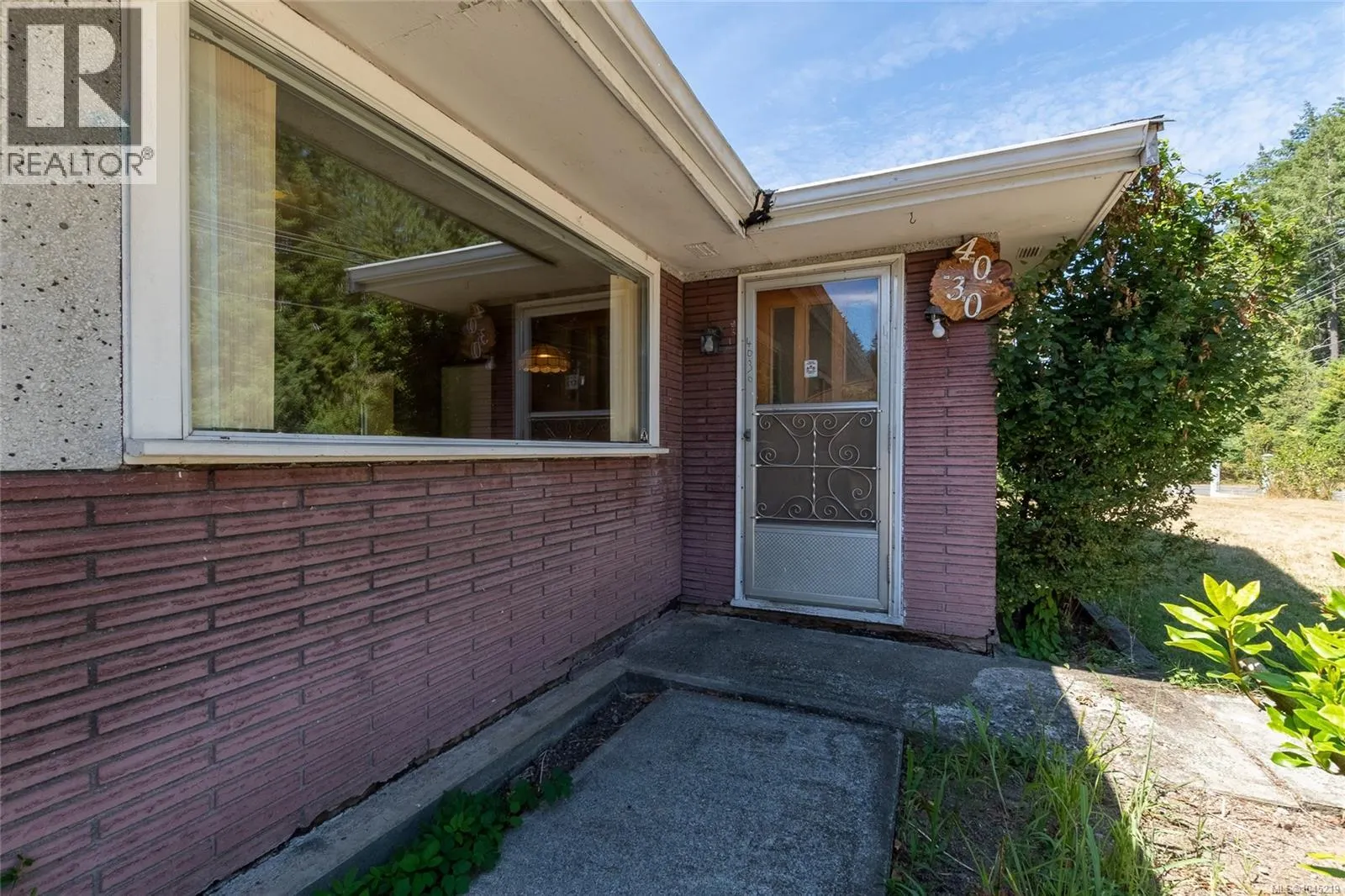 4030 Gibbins Rd